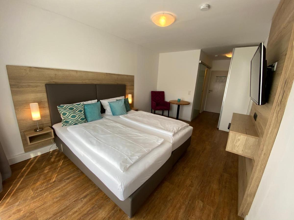 Hotel Dein Franz Bad Fussing Bagian luar foto