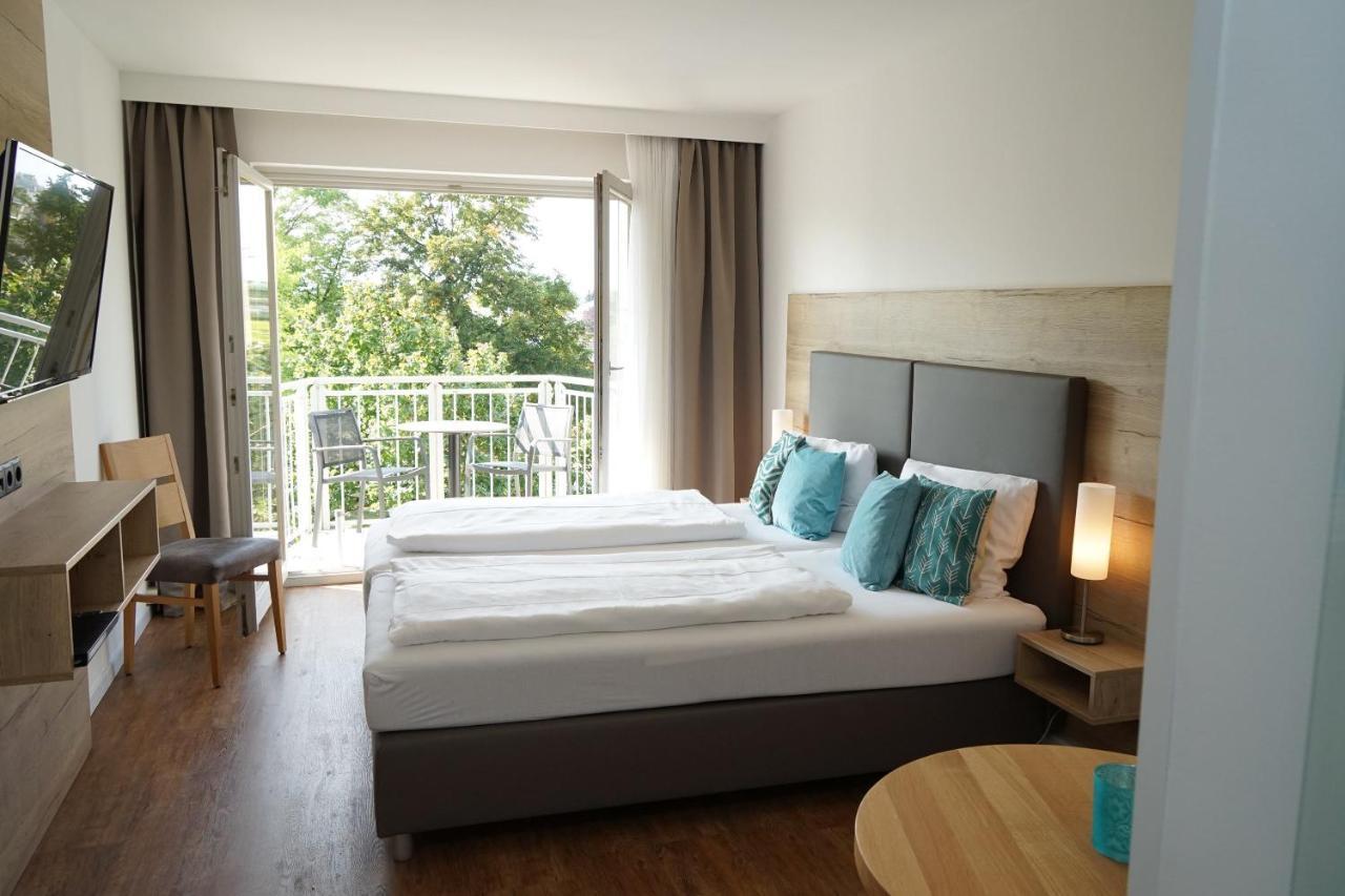 Hotel Dein Franz Bad Fussing Bagian luar foto